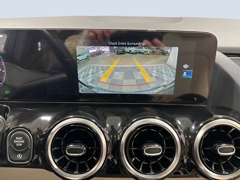 Certified 2022 Mercedes-Benz GLA 250 Black image 25