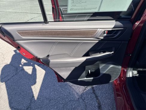 Used 2018 Subaru Legacy 2.5i Limited image 27