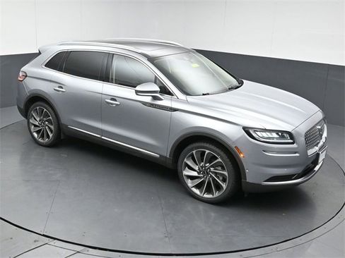 Certified 2022 Lincoln Nautilus Reserve w/ Equipment Group 201A image 39