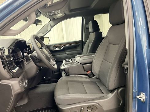 Used 2024 Chevrolet Silverado 1500 LT AWD/4WD image 19