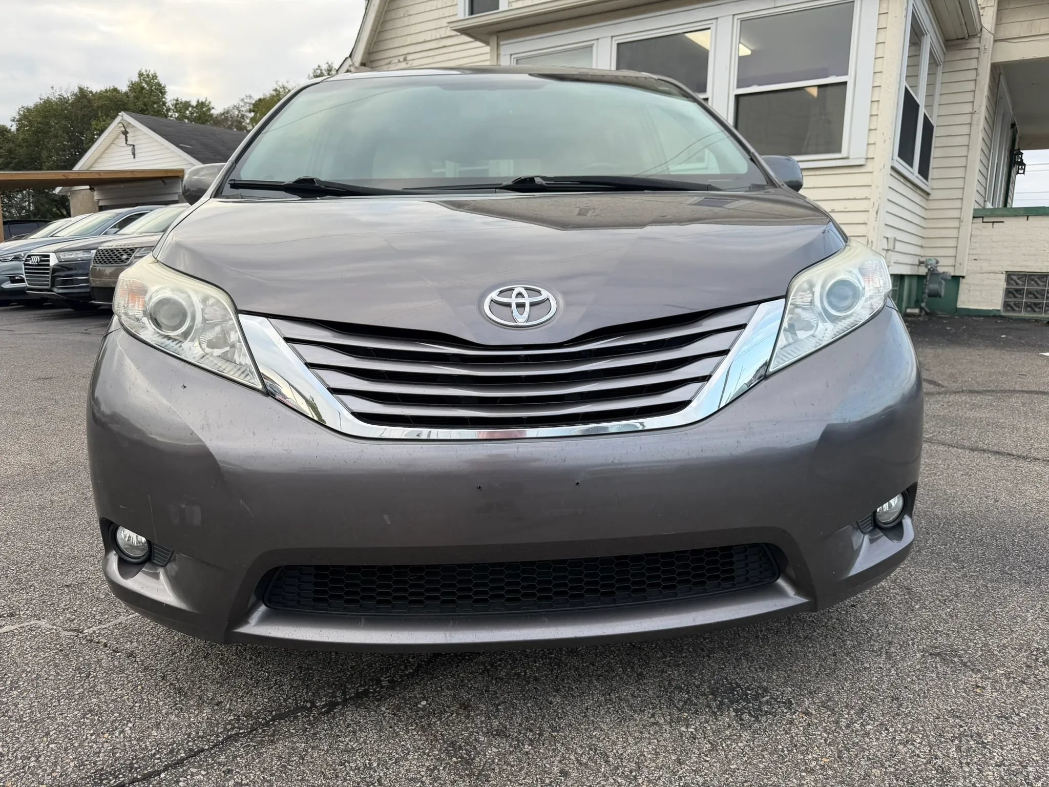 Used 2017 Toyota Sienna XLE Premium FWD image 20