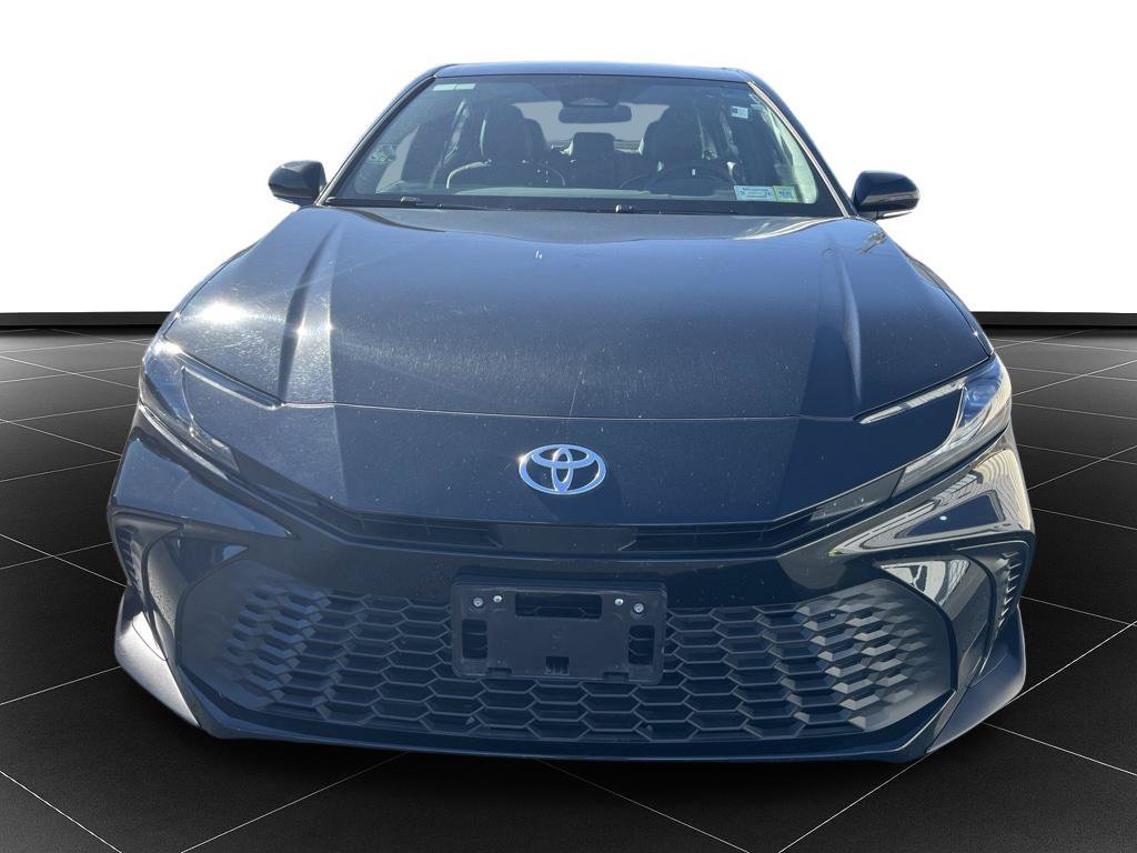 Used 2026 Toyota Camry SE FWD image 8