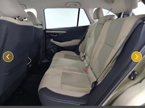 Used 2022 Subaru Outback Premium image 10