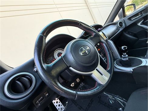 Used 2013 Scion FR-S image 13