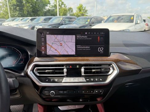 Certified 2023 BMW X4 xDrive30i w/ Premium Package AWD/4WD image 17