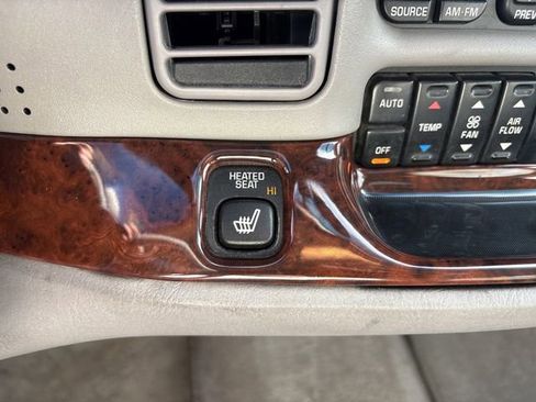 Used 1998 Buick Park Avenue Ultra image 32