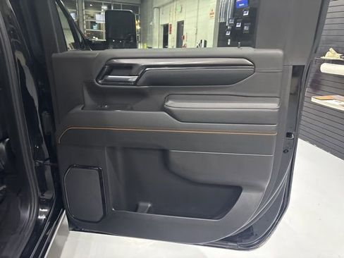 Used 2024 GMC Sierra 2500 AT4 w/ Technology Package image 26