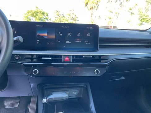 Used 2025 Kia K5 LXS FWD image 17