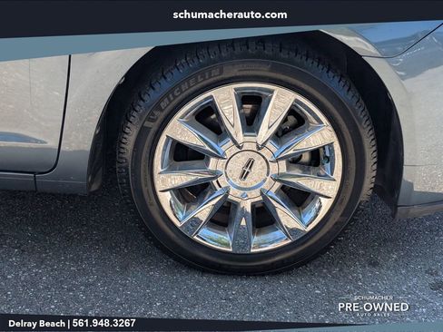 Used 2012 Lincoln MKZ FWD image 9