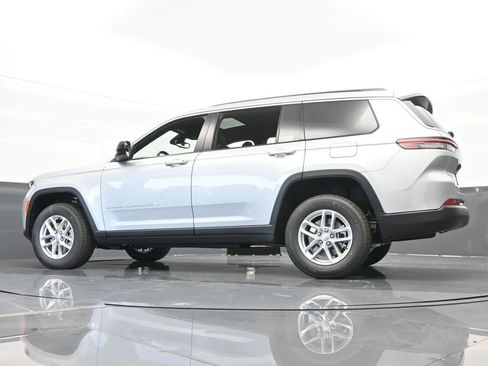 Used 2024 Jeep Grand Cherokee L Laredo RWD image 49