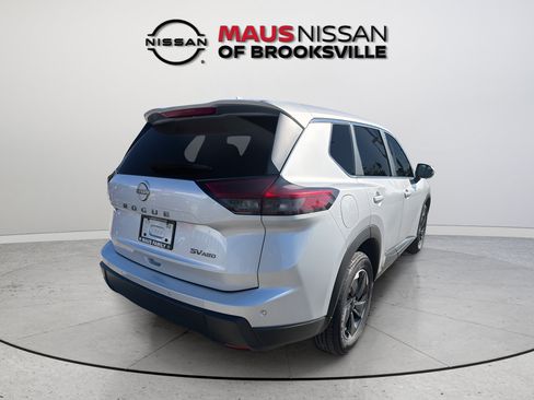 Certified 2024 Nissan Rogue SV AWD/4WD image 14