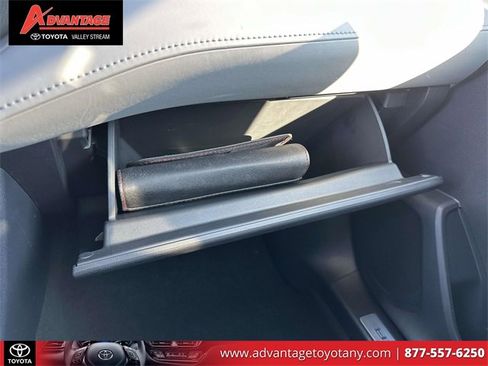 Used 2023 Toyota Highlander Limited image 38