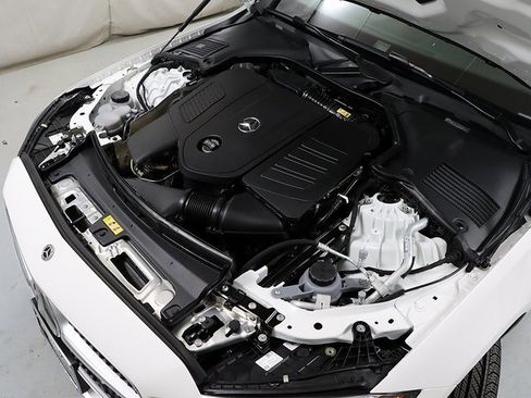 Certified 2025 Mercedes-Benz C 300 4MATIC Sedan image 36