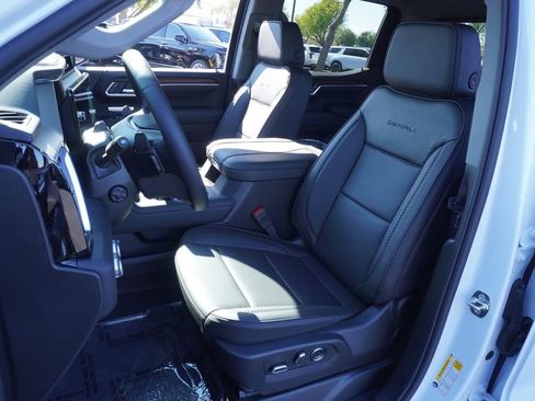New 2026 GMC Sierra 1500 Denali w/ Technology Package image 14