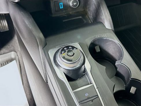 Used 2020 Ford Escape SE image 18