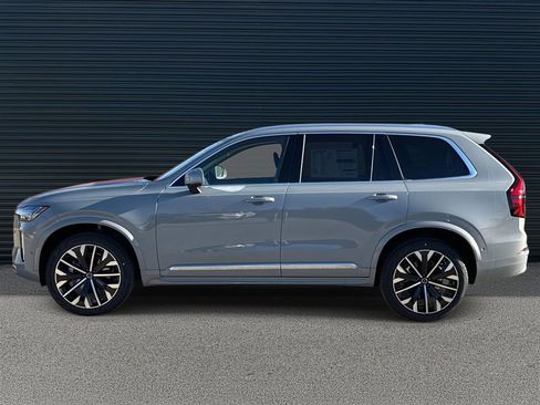 New 2026 Volvo XC90 B6 Plus w/ Protection Package Premier image 8