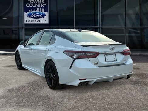 Used 2021 Toyota Camry XSE FWD image 5