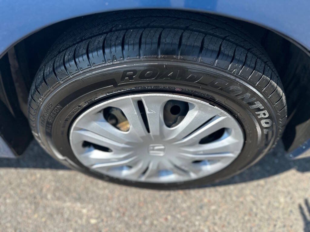 Used 2010 Honda Insight LX image 26
