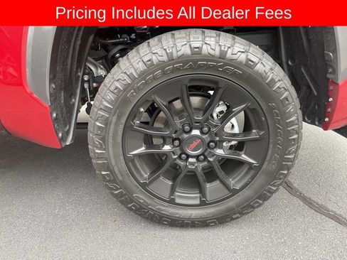 Used 2026 Toyota Tundra Limited AWD/4WD image 5