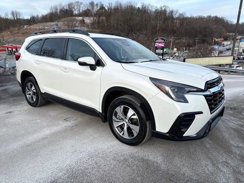 Used 2023 Subaru Ascent Premium w/ Convenience Package image 7