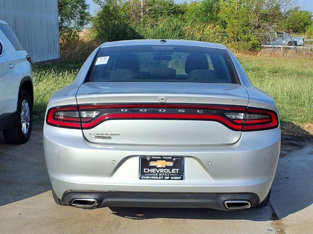 Used 2022 Dodge Charger SXT RWD image 4