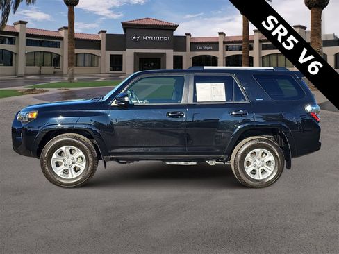 Used 2024 Toyota 4Runner SR5 image 5