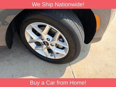 Used 2025 Kia Soul LX w/ LX Technology Package FWD image 28