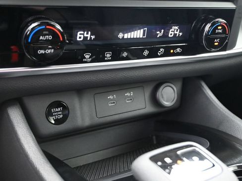 Certified 2026 Nissan Rogue SV FWD image 26