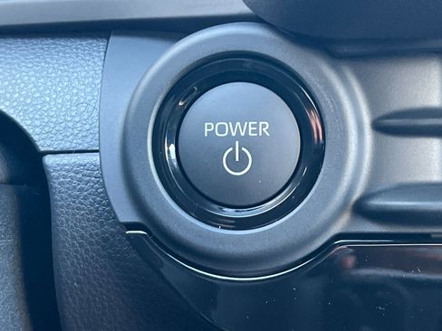 New 2025 Toyota Crown Signia image 19