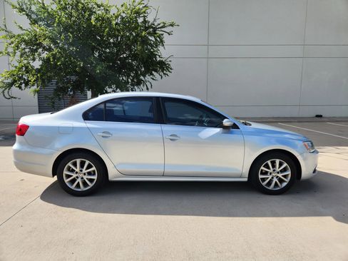 Used 2014 Volkswagen Jetta SE image 14