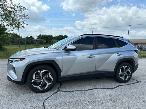 Used 2022 Hyundai Tucson SEL w/ Convenience Package image 2