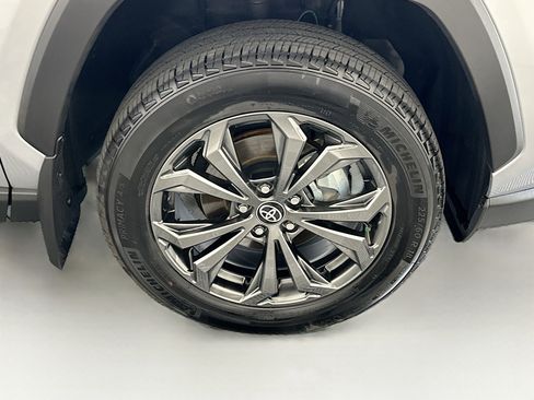 Used 2025 Toyota RAV4 XLE Premium AWD/4WD image 11