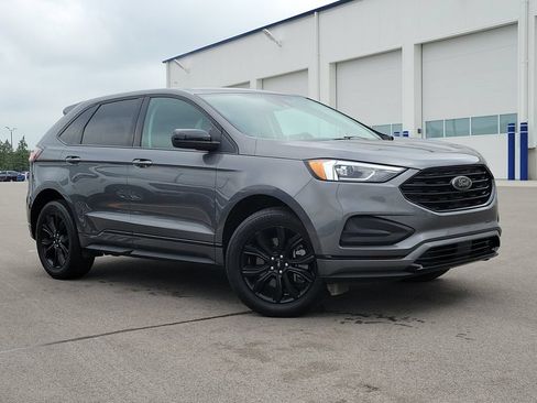 Used 2024 Ford Edge SE w/ Black Appearance Package AWD/4WD image 32