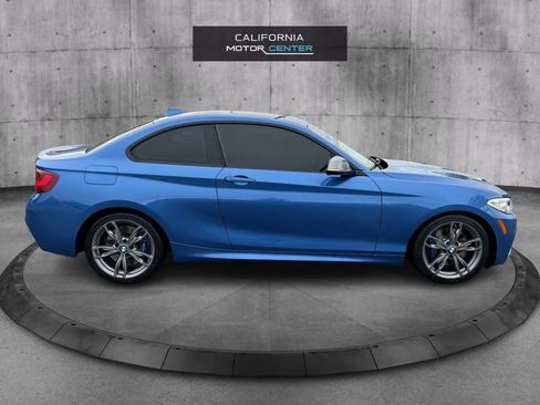 Used 2016 BMW M235i Coupe image 4