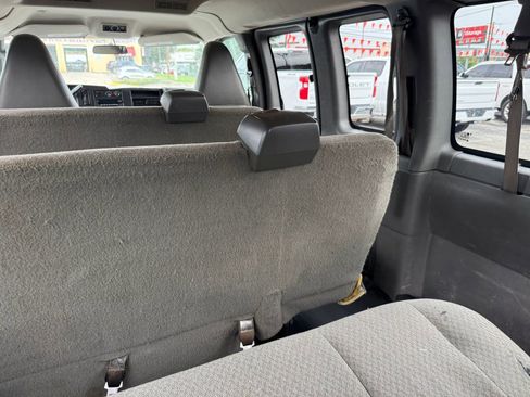 Used 2020 Chevrolet Express 3500 LS RWD image 13