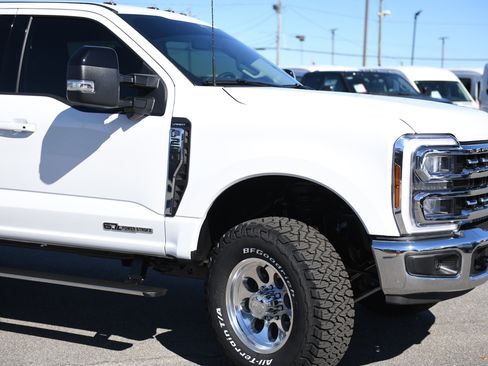 New 2026 Ford F250 Lariat image 6