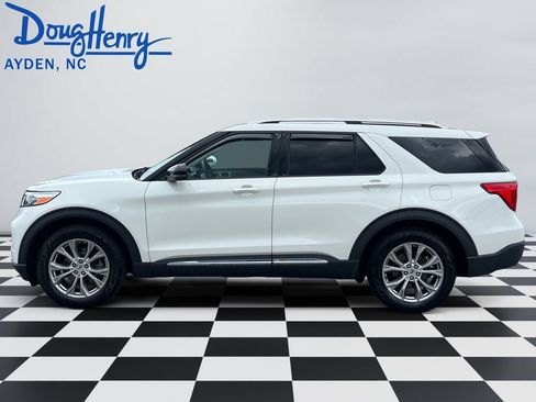Used 2020 Ford Explorer Limited AWD/4WD image 2