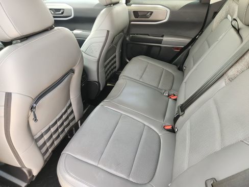 Used 2025 Ford Bronco Sport Badlands image 32