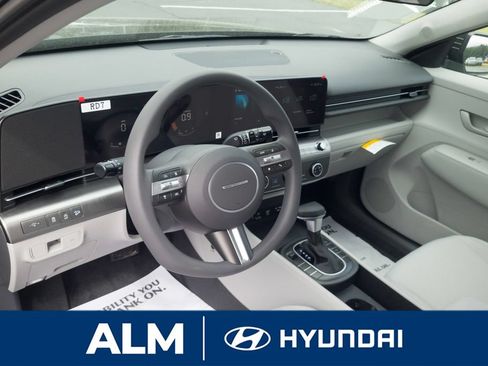 New 2026 Hyundai Kona SE FWD image 13