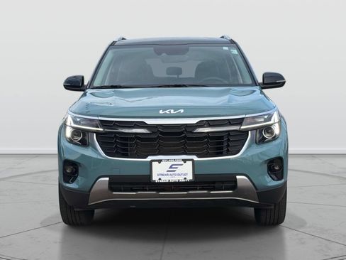 Used 2024 Kia Seltos S AWD/4WD image 2