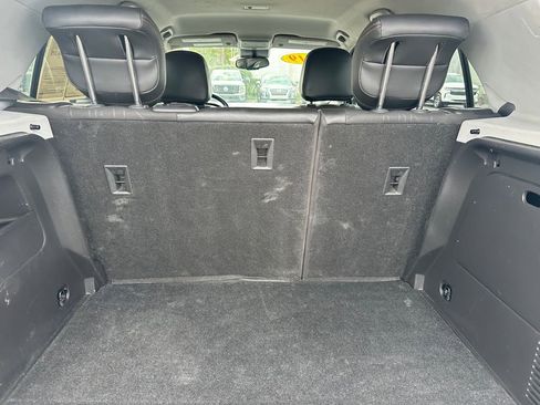 Used 2019 Chevrolet Trax LT w/ LT Convenience Package image 40