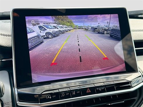 Certified 2023 Jeep Compass Limited w/ Sun and Sound Group image 13