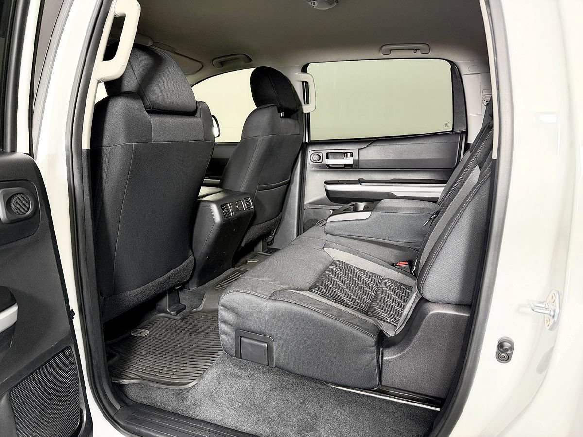 Used 2021 Toyota Tundra SR5 w/ TRD Off-Road Package AWD/4WD image 41