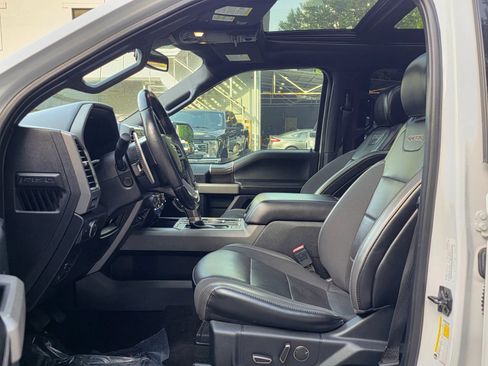 Used 2019 Ford F150 Raptor w/ Equipment Group 802A Luxury AWD/4WD image 12