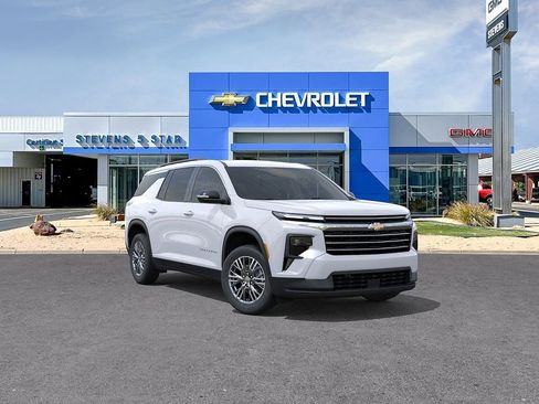 New 2026 Chevrolet Traverse LT FWD image 1