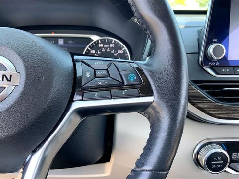 Used 2019 Nissan Altima 2.5 SL FWD image 24