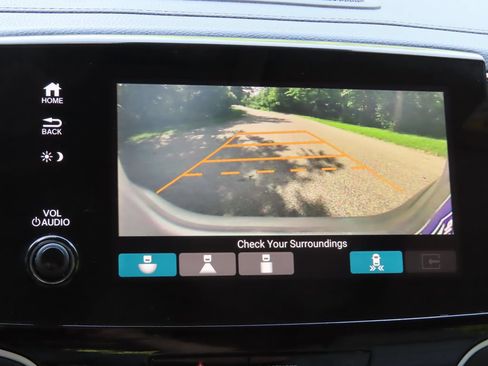 Used 2019 Honda Pilot Touring image 7