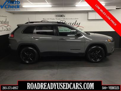 Used 2023 Jeep Cherokee Altitude Lux w/ Lux Elite Package