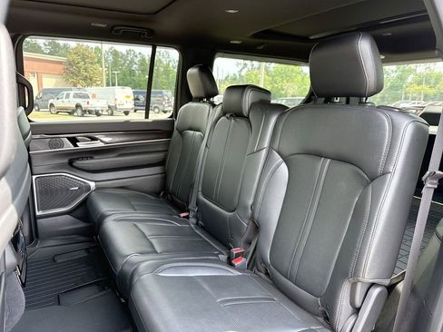 Used 2023 Jeep Wagoneer 2WD w/ Premium Group I image 25