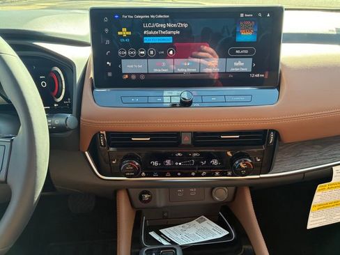 New 2026 Nissan Rogue Platinum w/ Platinum Premium Package image 18